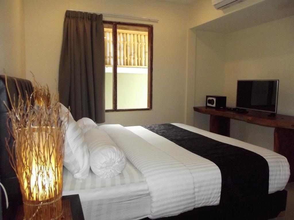 The Lakshmi Villas By The Beach House Gili Trawangan Exterior photo